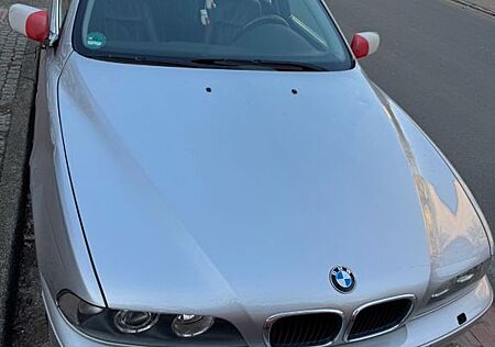 BMW 520i A touring -