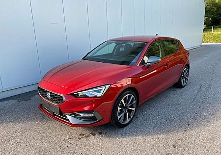 Seat Leon FR 5D 1.5 TSI ACC R-Cam Navi LED PDC v+h