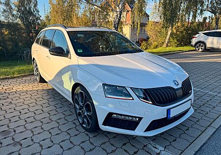 Skoda Octavia 2.0 TDI DSG 4x4 RS Combi RS