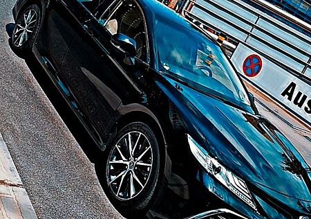 Toyota Camry Luxus Paket