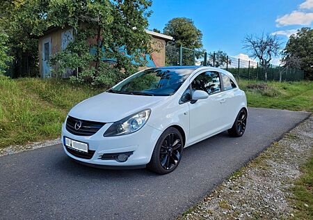 Opel Corsa 1.4 Color Edition 74kW Color Edition