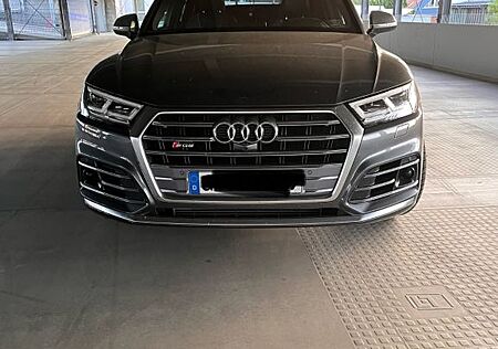 Audi SQ5 3.0 TFSI, ABT,Luftfahrwerk, STHZ