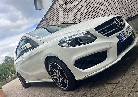 Mercedes-Benz B 200 B200 AMG Line VollLeder AHK 12 Zoll Multimedia