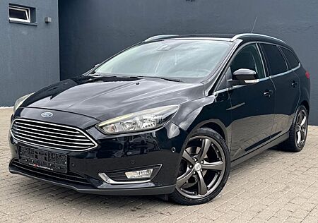Ford Focus Turnier Titanium/AUT./PDC/KLIMAA/TEMP/NAVI