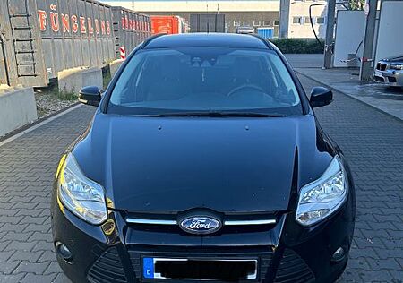 Ford Focus 1,6TDCi 85kW DPF Titanium Turnier Titanium