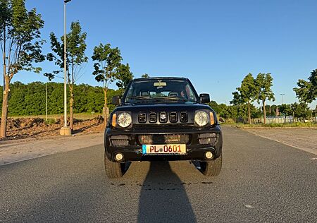 Suzuki Jimny Style Lim.klima*S*heizung*95259*km*4X4