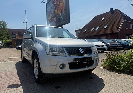 Suzuki Grand Vitara 2.0 Club*4x4*Schiebedach*AHK