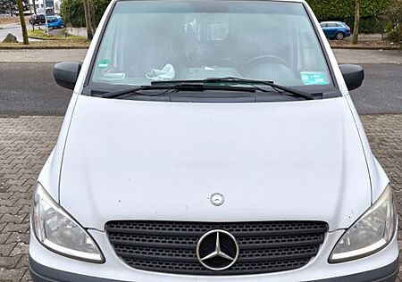 Mercedes-Benz Vito 111