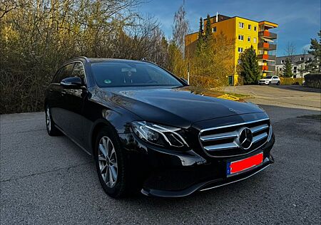 Mercedes-Benz E 220 d 9G-Tronic Avantgarde - Distronic- Kamera