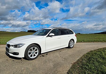 BMW 320d Touring Modern Line, F31, top Zustand