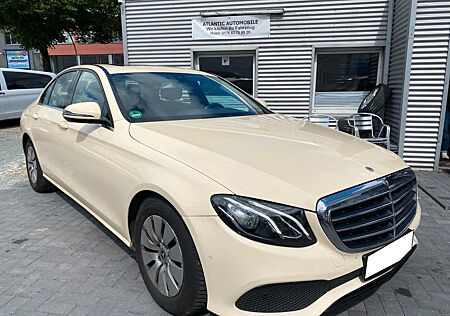 Mercedes-Benz E 200 Automatic/Xenon./Tempomat