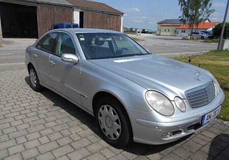 Mercedes-Benz E 220 CDI Classic TÜV 02/2026