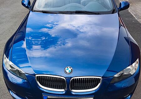 BMW 325i Cabrio - E93