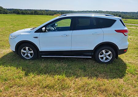 Ford Kuga 2,0 TDCi 4x4 120kW Titanium Titanium
