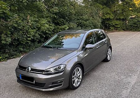 VW Golf Volkswagen 1.4 TSI ACT BlueMotion Technology Highline