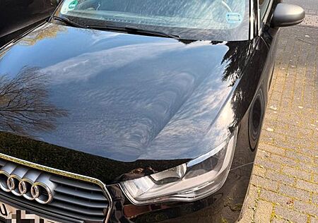 Audi A1 1.6 TDI 66kW S tronic Attraction Attraction