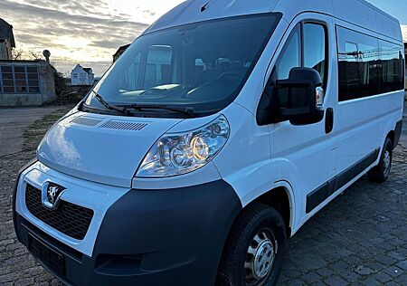 Peugeot Boxer HDi 9 Sitzer Standart