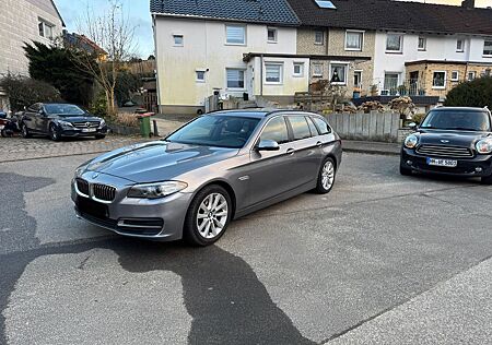 BMW 525d Touring Autom M Lenkr StandHz HeadUp AmbiLi