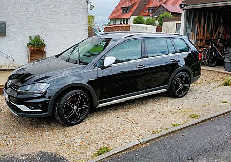 VW Golf Volkswagen Alltrack 2.0 TDI 135kW DSG 4MOTION ...