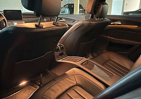Mercedes-Benz CLS 500 4MATIC -