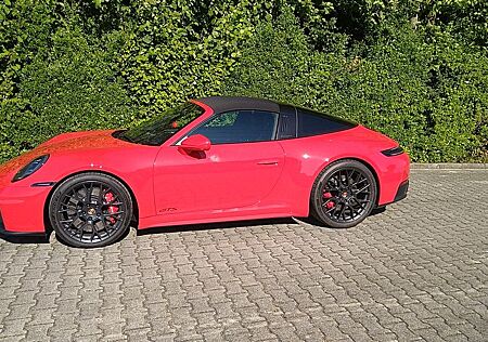 Porsche 992 .2 Targa 4 GTS T-Hybrid Lift, Matrix Folie