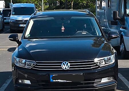 VW Passat Variant Volkswagen 2.0 TDI SCR BlueMotion Comfor...