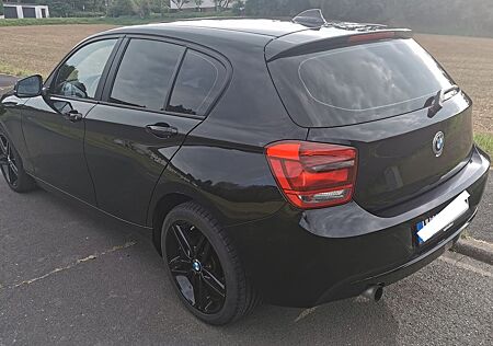 BMW 116i - SHZ, TÜV&Inspektion+Bremsbel+Scheiben neu