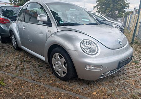 VW New Beetle Volkswagen Lim. 2.0 55Tkm Gepflegter Zustand