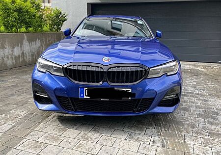 BMW 330e Touring M Sport Garantie bis 05/2027