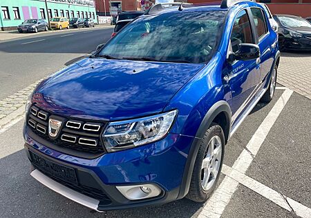 Dacia Sandero II Stepway Celebration - NAVI/CAM/MULTI