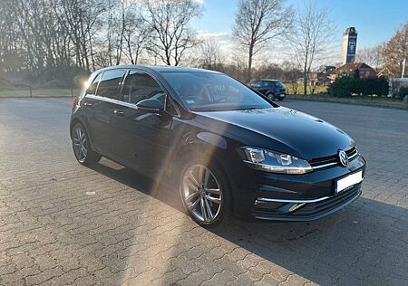 VW Golf Volkswagen 1.0 TSI BMT Comfortline Comfortline