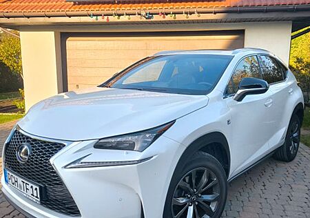 Lexus NX 300 NX 300h F SPORT - Hybrid Android TV Leder