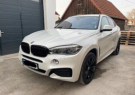BMW X6 xDrive40d M, Head-Up. Schiebedach, LED,Harman