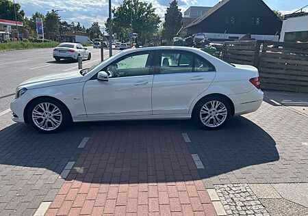 Mercedes-Benz C 180 C -Klasse Lim. CGI BlueEfficiency