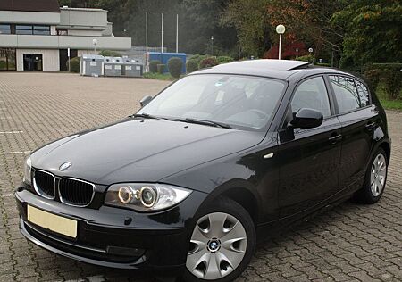 BMW 118d Navi*SHZ*GSD*PDC*Xenon*Klimaaut,*Lichtp,.WR