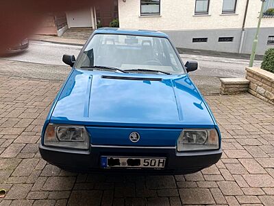 Skoda Favorit 136 L H-Kennzeichen/ Oldtimer