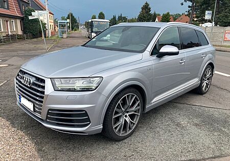 Audi SQ7 4.0 TDI quattro