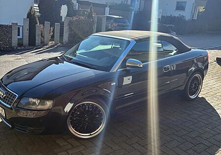 Audi V8