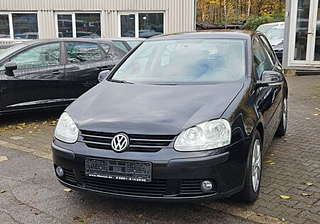 VW Golf Volkswagen V Lim. Tour 1.6 Klima Tüv NEU