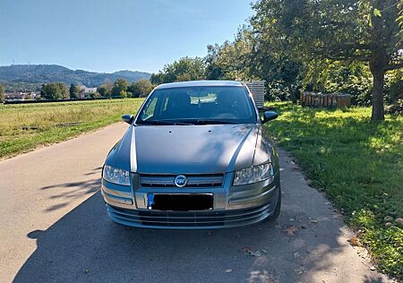 Fiat Stilo 1.9 Multijet 8V Dynamic Dynamic TÜV bis 27