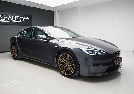Tesla Model S Plaid
