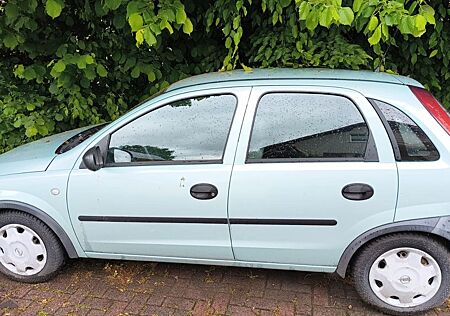 Opel Corsa 1.2 -