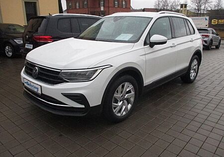 VW Tiguan Volkswagen 2,0 TDI DSG Active
