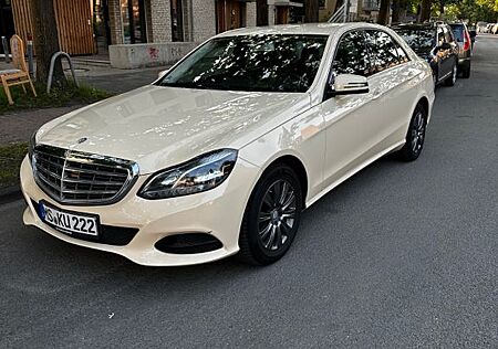 Mercedes-Benz E 220 BlueTEC Autom.