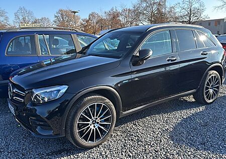 Mercedes-Benz GLC 350 e 4MATIC Autom. - AMG PANO HUD 20Zoll