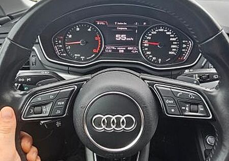 Audi A4 2.0 TDI 140kW ultra S tron. design Avant ...