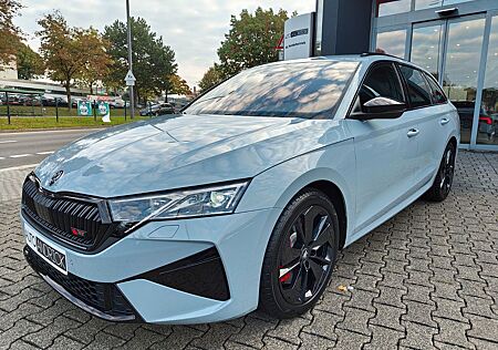 Skoda Octavia gebraucht kaufen Skoda Octavia Combi RS LED SHZ NAVI ACC KAMERA NEU