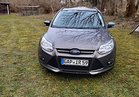 Ford Focus 1,6TDCi 85kW S/S SYNC Edition Turnier ...