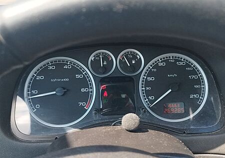 Peugeot 307 1.6 16V 110 -