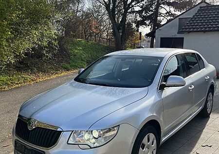 Skoda Superb 1.8 TSI DSG Automatik Xenon